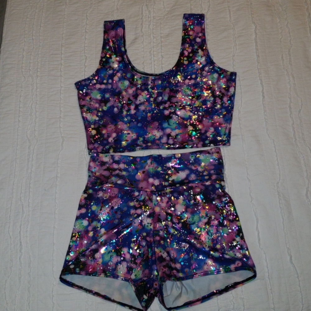 ✨ High Waisted Shorts + Top Set ✨